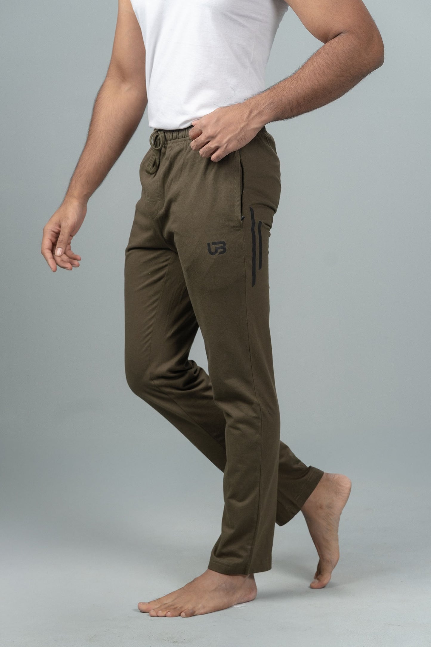 Men Combed Cotton Rich Agile Track Pant with Zipper Pockets Olive Green AGT7