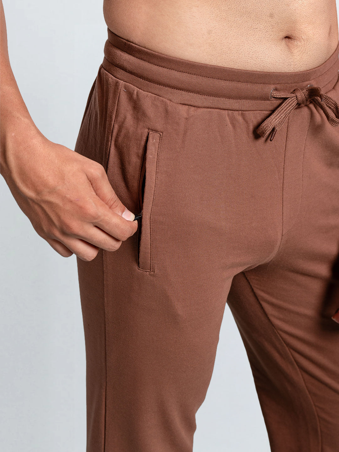 Men Combed Cotton Regular fit Jogger Camel