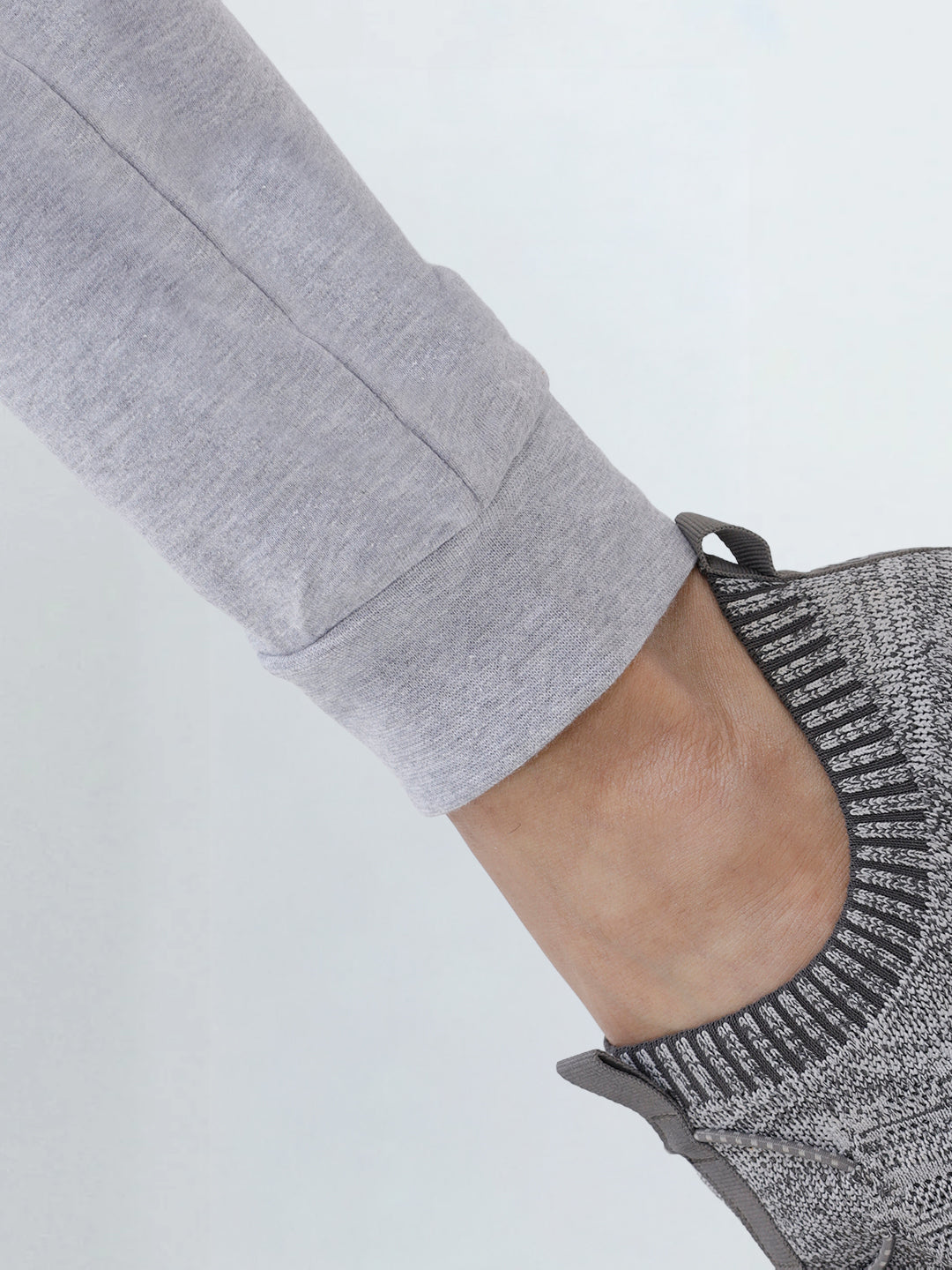 Men Combed Cotton Regular fit Jogger Grey Melange