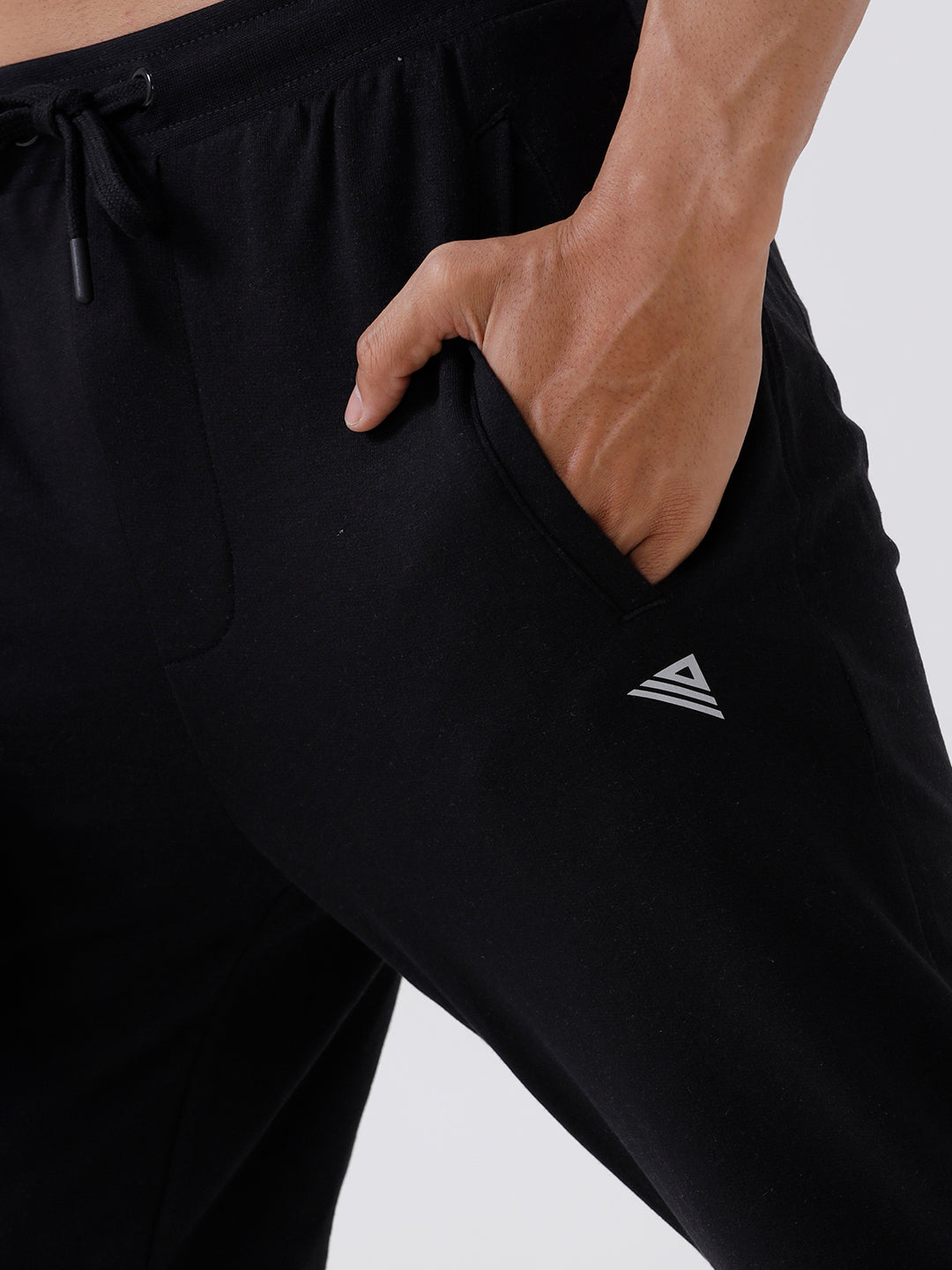 Men Combed Cotton Regular fit Jogger Black