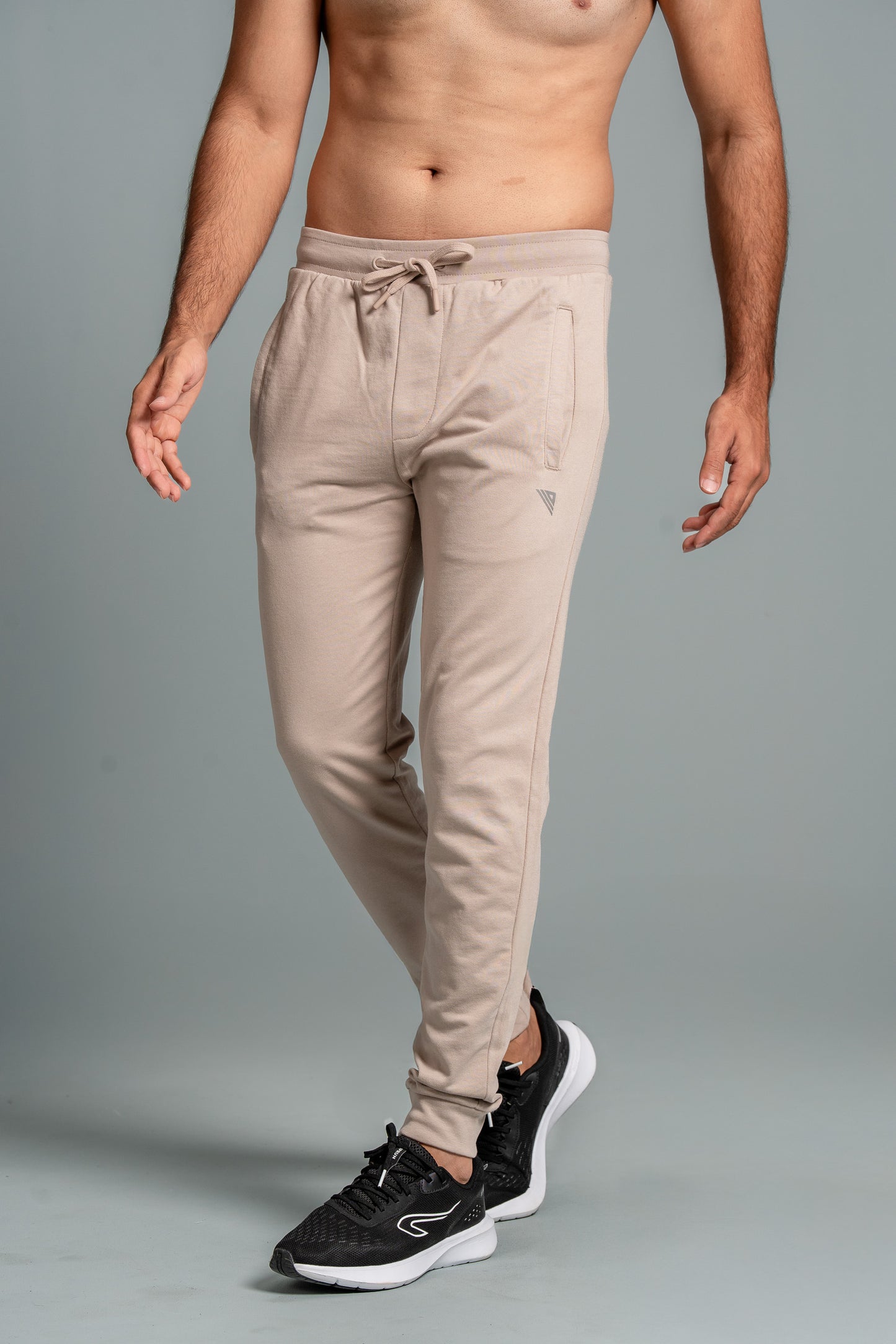 Men Combed Cotton Rich Jogger with Side Pockets Beige EJ7