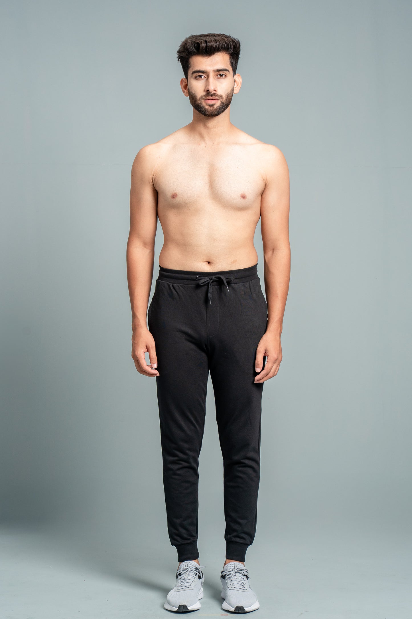 Men Combed Cotton Rich Jogger with Side Pockets Black JP3