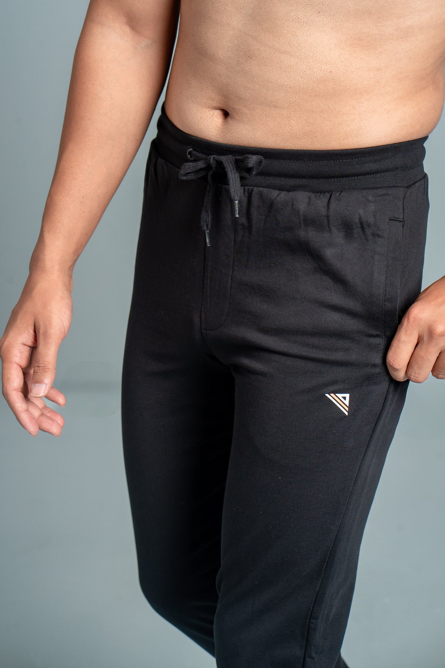 Men Combed Cotton Rich Jogger with Side Pockets Black JP3
